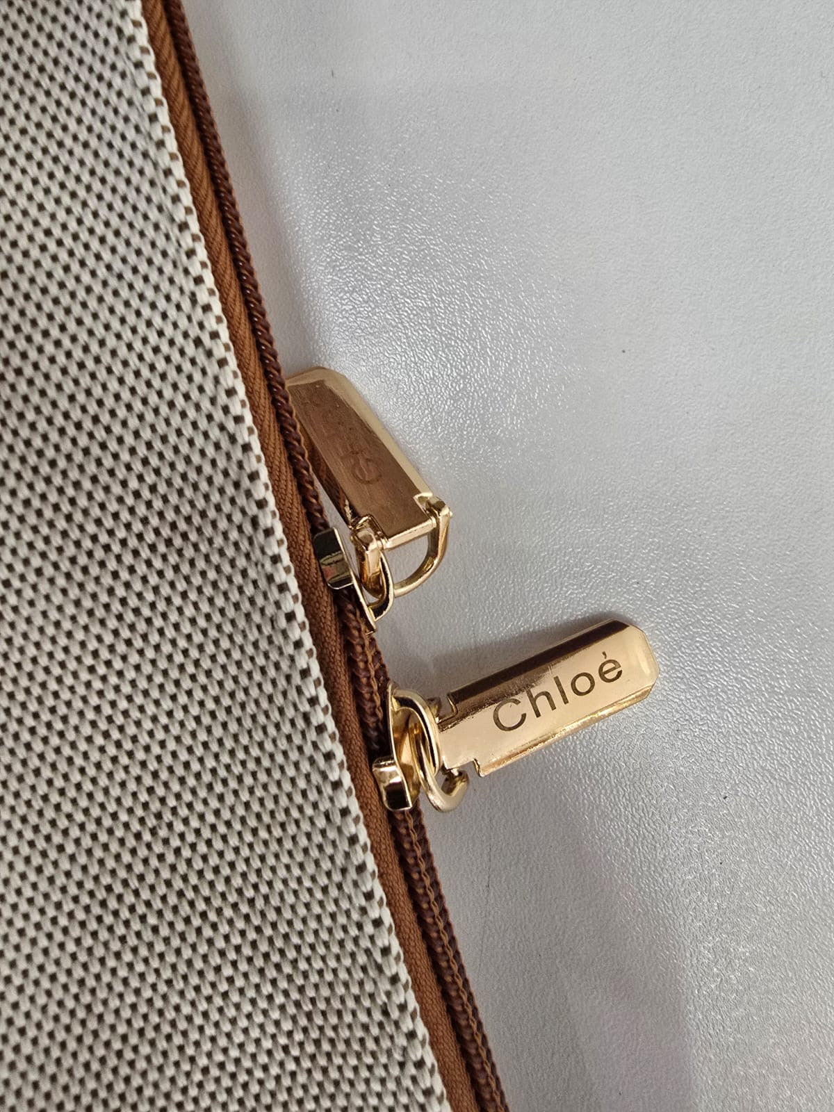 Chloé White Traveling Bag