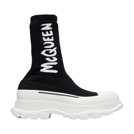 ALEXANDER MCQUEEN
Black McQueen Graffiti Chunky Sole Sneakers