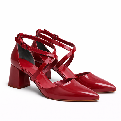 Block heel court shoes