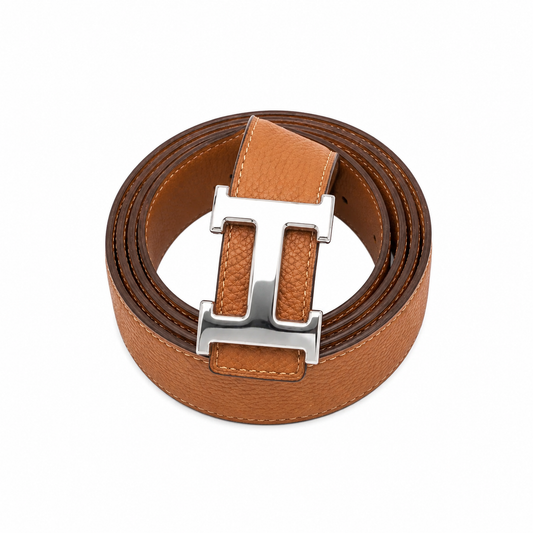 H belt features a gold-tone Togo leather strap